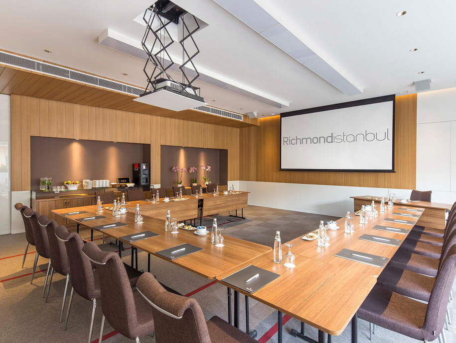 Richmond-istanbul-toplantı-organizasyon-pera-card-1.jpg